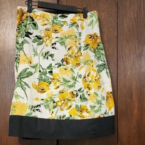GUC Skirt Size 11